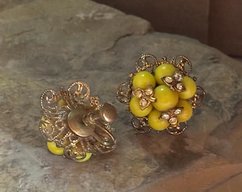 Yellow Bead & Rhinestone Earrings, Gold Filigree Backing Vintage 1950
