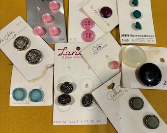 Vintage Carded Button Lot: LaMode, Lansing, Majestic - Sewing Crafts