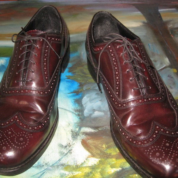 VINTAGE Florsheim Imperial Longwings Cordovan  Wingtips 12D (711-330)