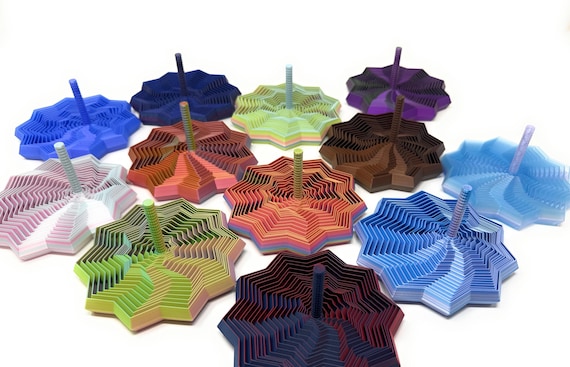Fidget Star with Handle – Hypnotic Visual Stress Relief Spinner 3D Printed Desk Toy
