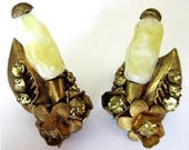 Rare MIRIAM HASKELL Signed Early (1948-1950) PATE DeVERRE glass Clip on Statement Earrings