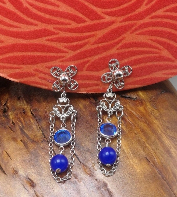 Vintage Park Lane Blue Dangle Earrings, Cobalt Blue Lucite Crystals & Silvertone Filigree Chandelier Dangle Earrings, Mint unworn Clip ons