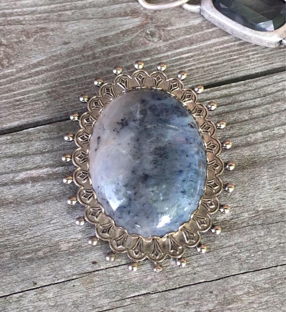 Beautiful Vintage 70's polished Blue Gray Stone Brooch with elegant Silvertone Setting