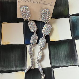 Pendientes vintage de diamantes de imitación, ¡10 cm de largo! Joyas glamurosas de los años 90, colgantes glamurosos gitanos revival art déco, en tarjeta original, Vogue París