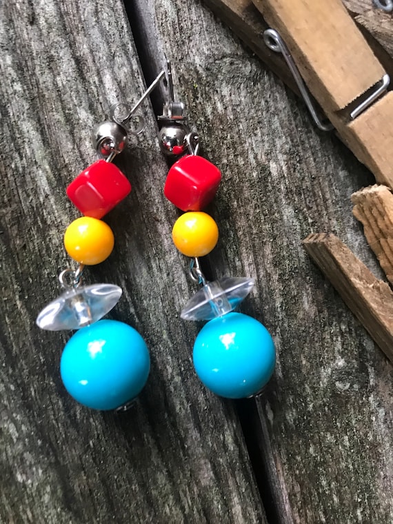 Cool Mid Century Rainbow Plastic Beaded Dangle Statement Earrings