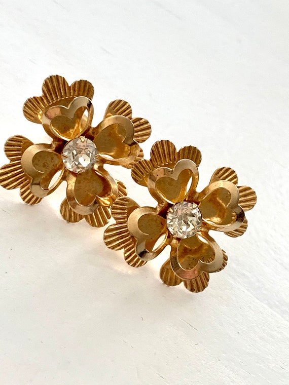 Antique Art Deco Golden Flower Screw Earrings with Ice Crystal Rhinestone Centers, abt 1940s