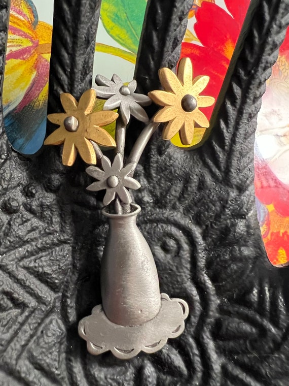 Mid Century Floral Lapel Pin, Pewter Tone Vase wi… - image 6
