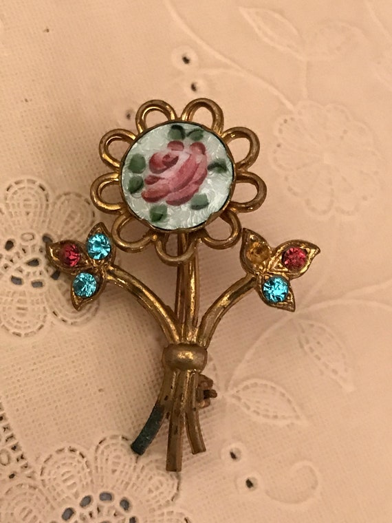 Sweet little Pin: Dainty Guilloche & Hand painted Floral Pin with Rhinestone Accents, Pretty Flower Scatter Pin, Small mid Century brooch