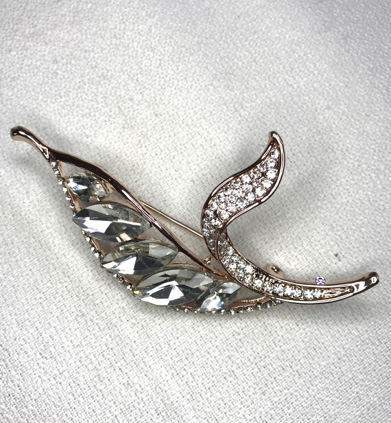 Stunning Rhinestone Flower Leaf Julianna Style Brooch