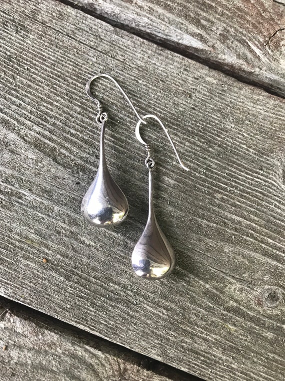 Vintage Silver Modernist Teardrop Scupture Earrings