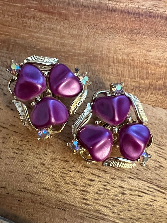 Mid Century Hollywood Regency Earrings, Ornate Gold tone / Purple Hearts & AB Crystals, 60s Glamour Jewelry, Cocktail Party, date night sexy