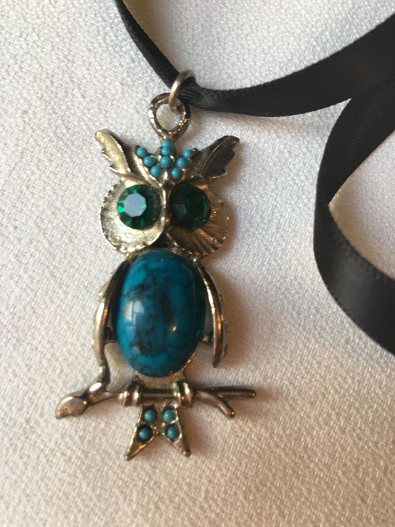 Funky Vintage Southwestern Boho Glam Costume Jewelry Owl Pendant with faux Turquoise belly & Green Gem Eye on Silvertone