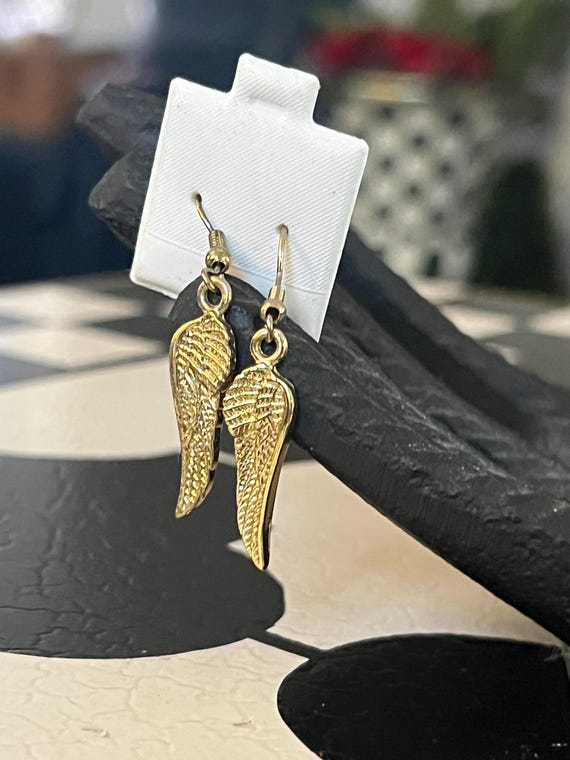Small Golden Angel Wings Dangle Earrings, Dainty Y2K 2000 glamour style
