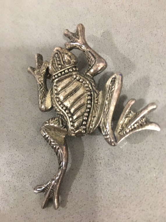 Boho Tree Frog Pin, Funky Modernist Artsy Amphibi… - image 7