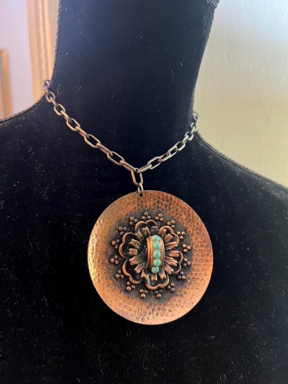 Show Stopper Mid Century Floral Choker, Southwestern inspired hammered Copper tone with 3D squash blossom turquoise beads & cool link chain