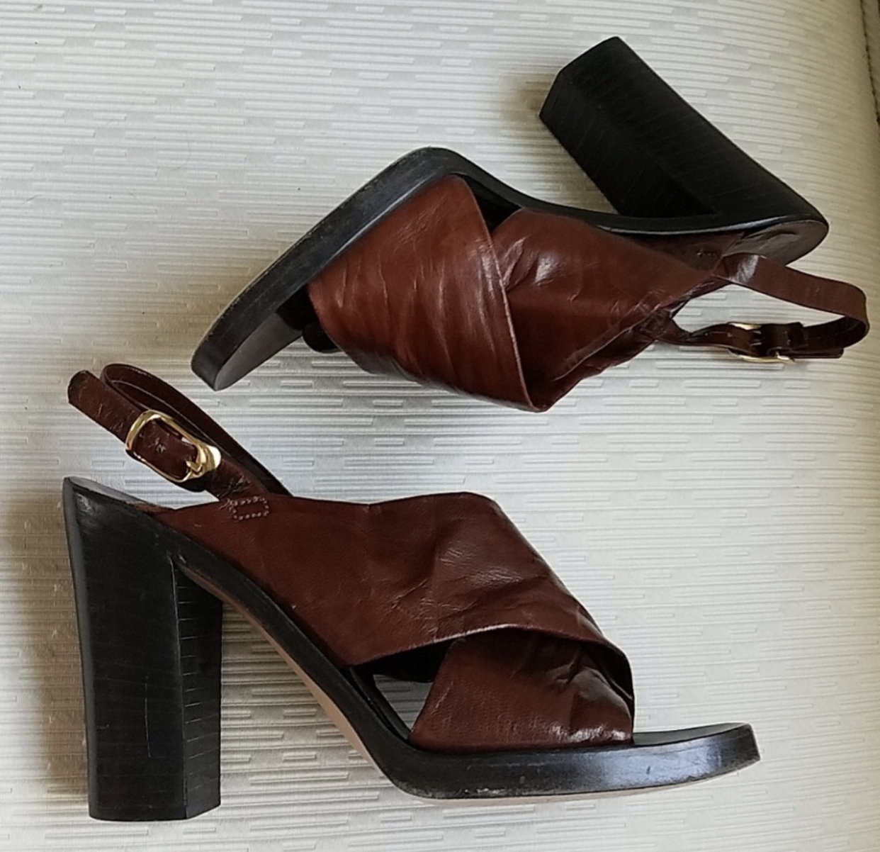 🍃 Borgo degli Ulivi Heels 🍃 Genuine Italian Leather... - Depop