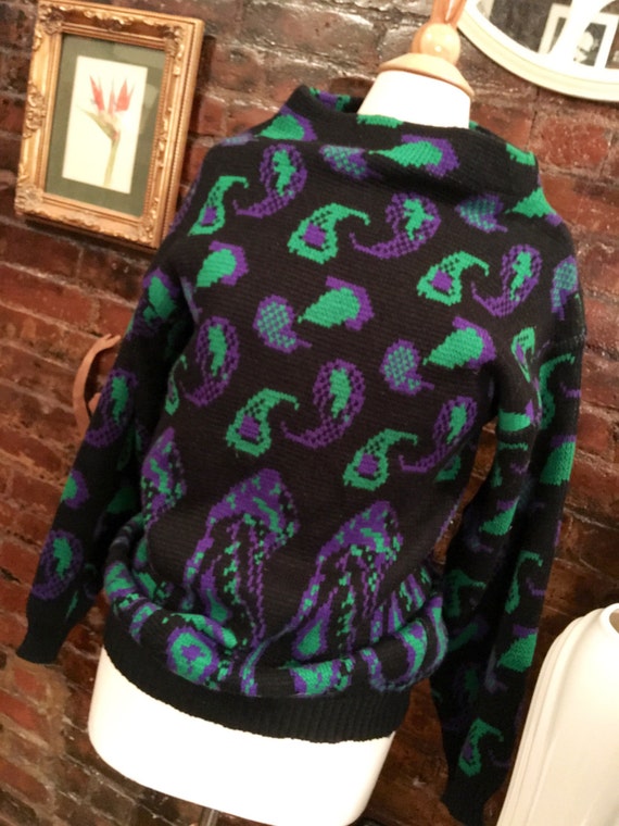 Vintage CRAYONS black purple & green paisley knit moc turtle sweater Size Medium