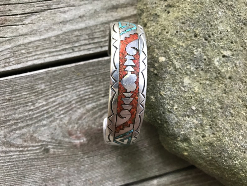 Native American Southwestern Chip Inlay Silver Heart Cuff Bracelet Signed G