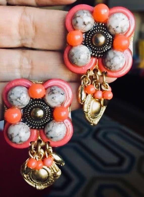 Stunning Gold Pink & Coral Stone Chunky 80's 90's Byzantine Etruscan Art Deco Starement Earrings