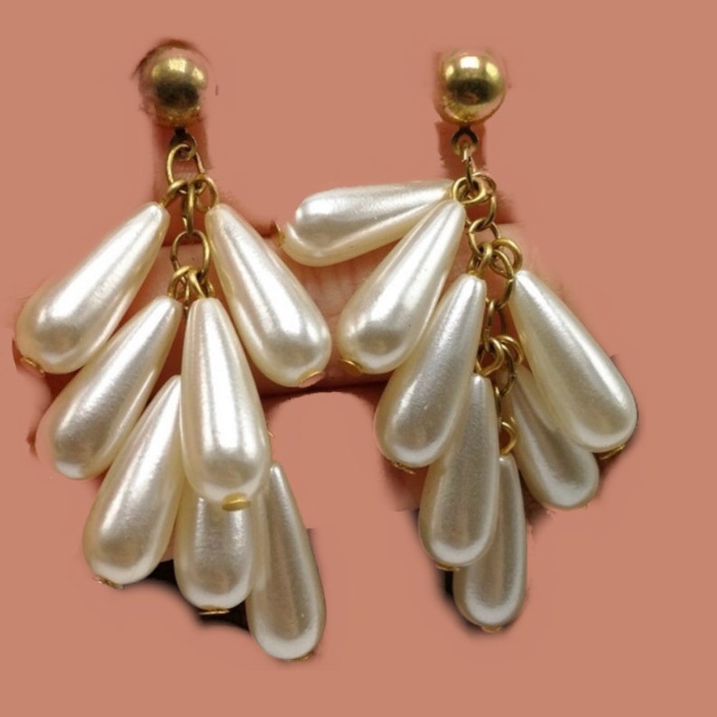 Vintage Pearl Teardrop Tassel Dangles Now Trending 90s Glamour Jewelry Statement Earrings