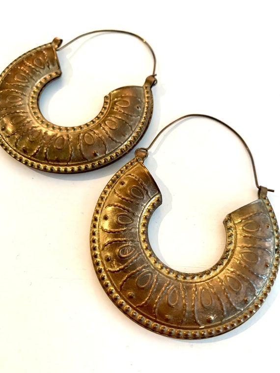 Vintage Boho Enamel Snake Brass Hoops, Big Bold 8… - image 4