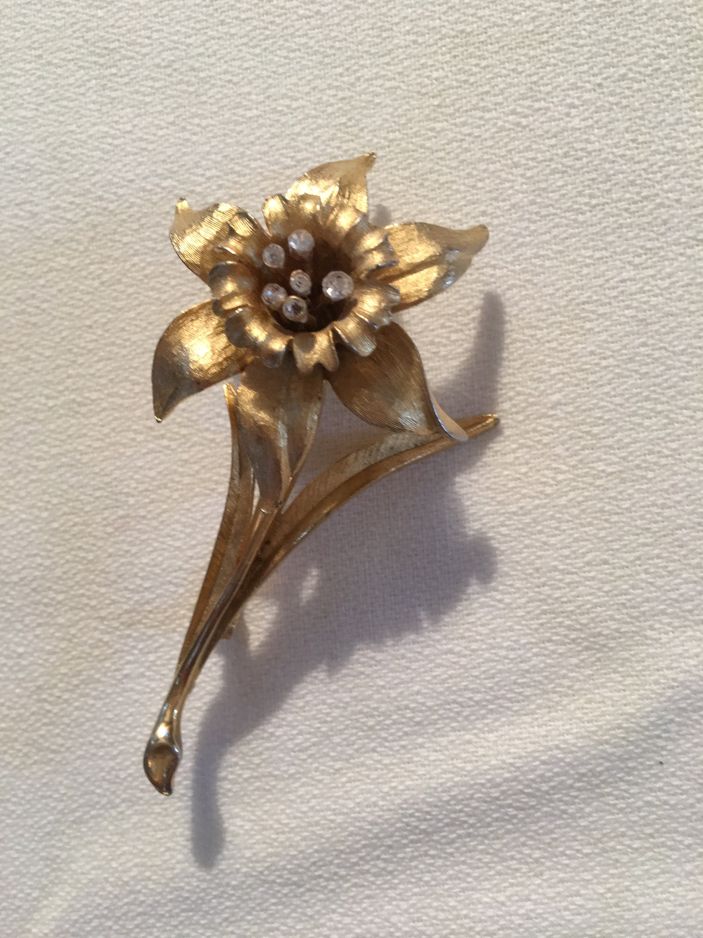 Golden Daffodil Vintage Brooch, Mid Century Floral Unisex Lapel Pin ...