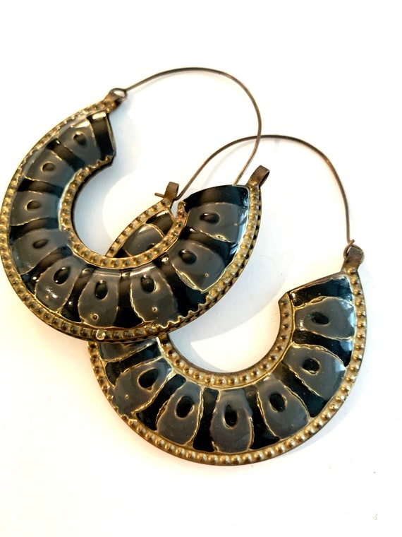 Vintage Boho Enamel Snake Brass Hoops, Big Bold 8… - image 2