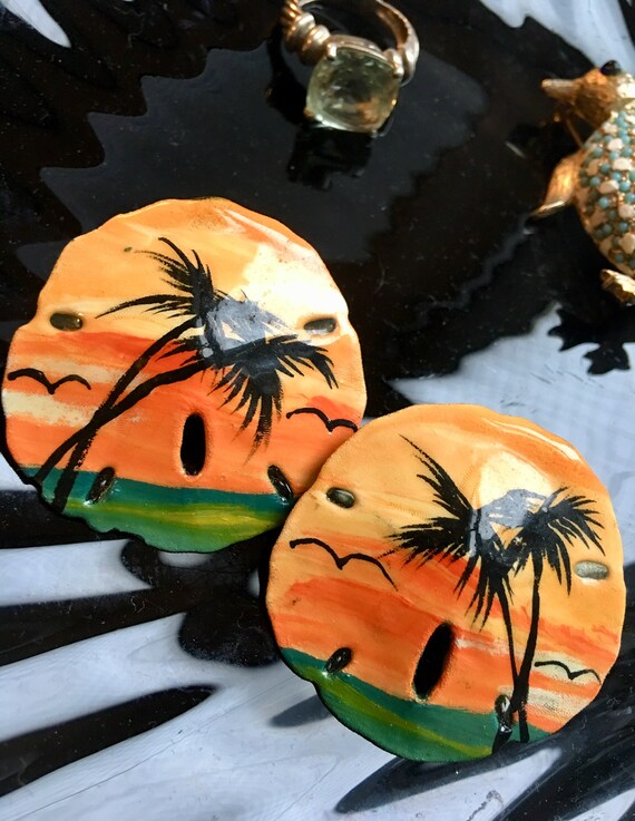 Hand Painted Tropical Island Sunsets on Natural Sand Dollar Sea Shell Artist Signed Earrings, Mid Century 70s Hawaiian Surfer Beach Jewelry