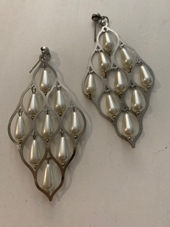 Fish Scale Faux Pearl Earrings, Waterfall Chandelier Dangle Statement Earrings, Vintage Bollywood Style Glamour Jewelry, Moviestar Romantic