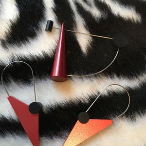 Incredible Super cool 80s Post Modernist Punk New Wave Abstract Architectural Red & Black Big Bling Earrings and Matching Unsex Lapel Pin