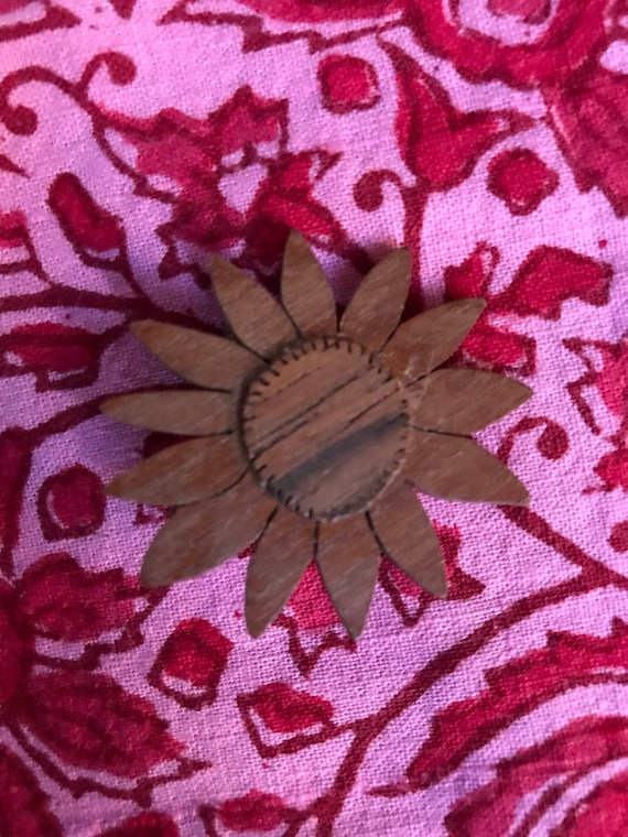 Mid Century Teak Wood Carved Sunflower Daisy Brooch Pin