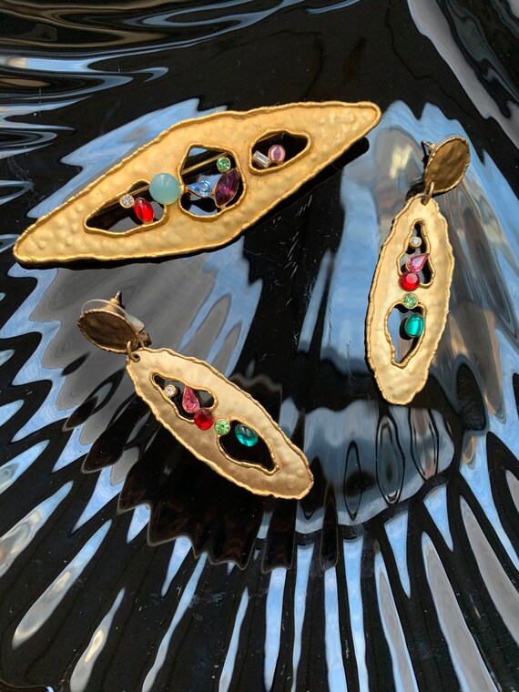 Vintage JJ Brushed Goldtone Brooch and Earrings, … - image 2