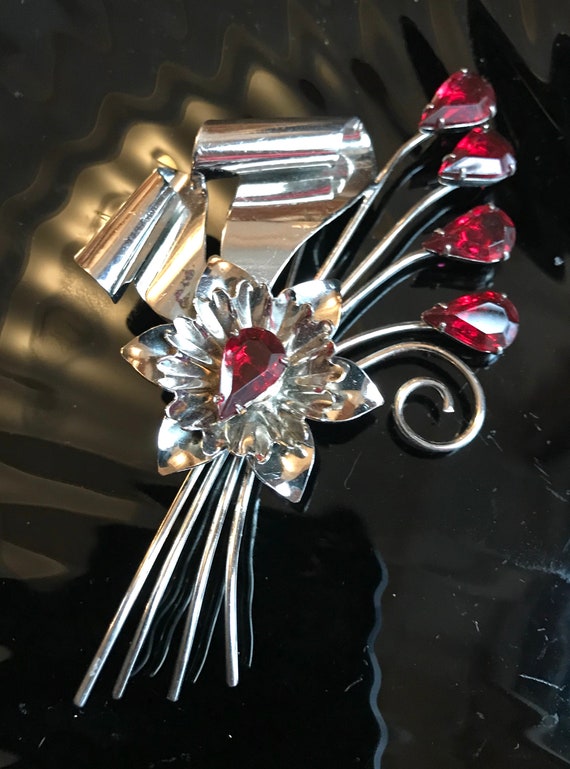 Amazing Big Art Deco Red Gem Silvertone Floral Spr