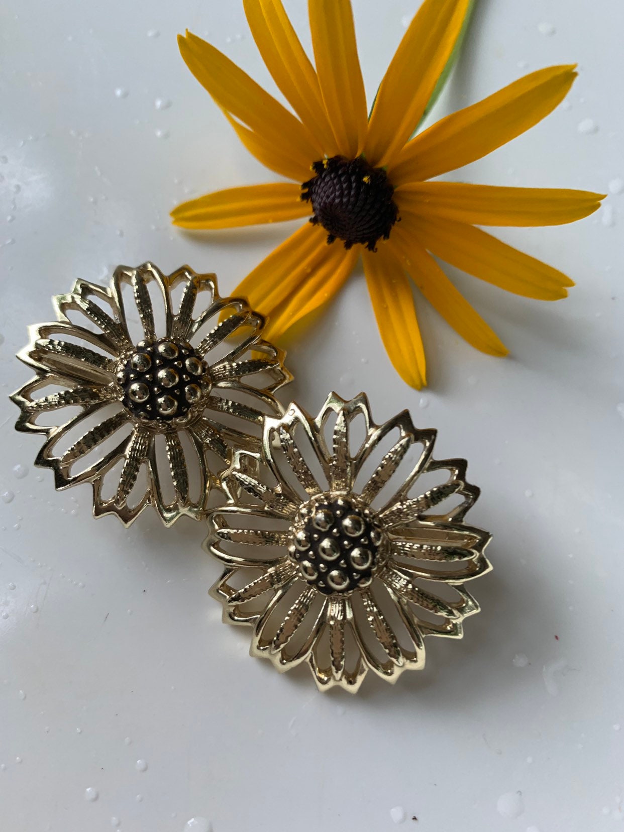 Vintage Golden Daisy Earring, Mid Century Floral Openwork Clip ons