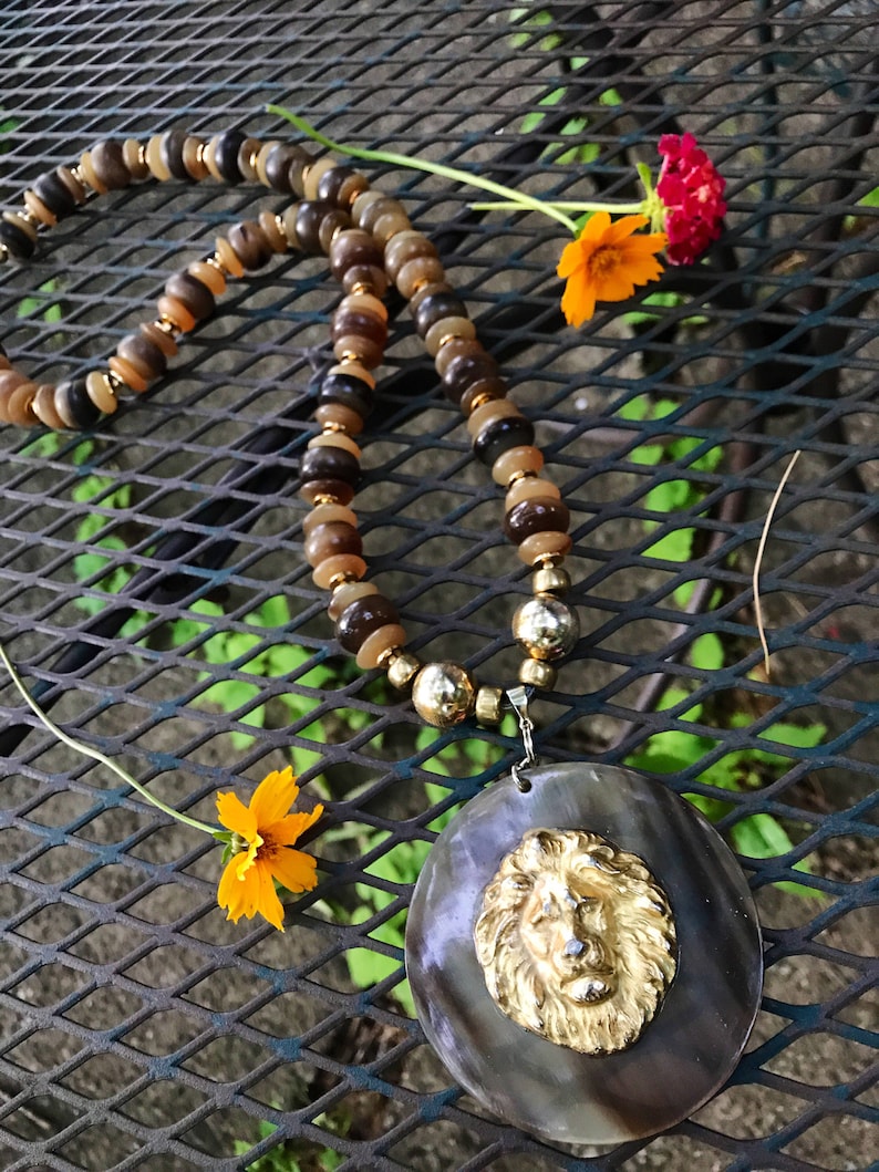 Over the Top 70s Hip Hop Disco Glamour Jewelry Massive Vintage Golden Lion Medallion Necklace