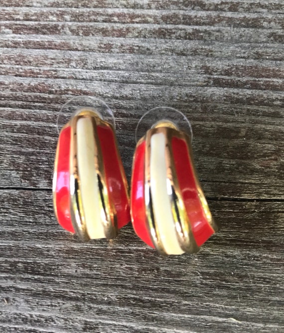 Art Deco Style Mid Century Modernist Red Vanilla Cream & Gold Striped Demi Hoop Earrings