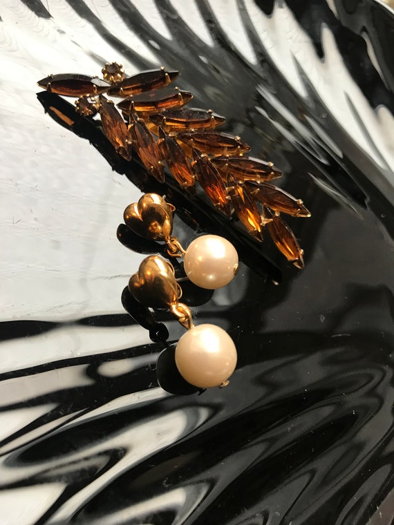 Avon Golden Heart Pearl Dangles Unworn Vintage Ol… - image 9
