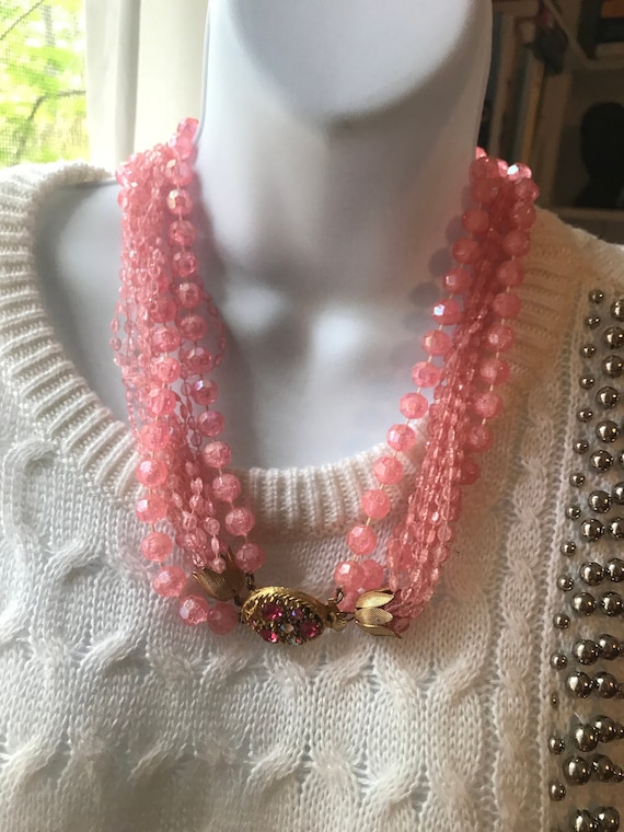 Pretty in pink picture perfect 1950s movie star glamour multistrand Statement necklace