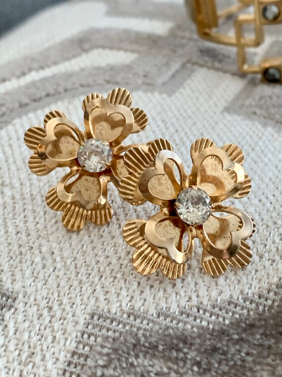 Antique Art Deco Golden Flower Screw Earrings wit… - image 3