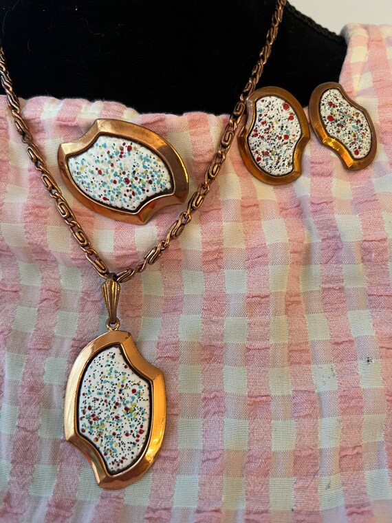 Mid Century Speckled Enamel Copper Jewelry Set, A… - image 2
