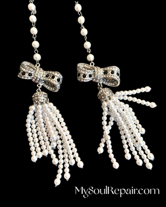 Glam Shoulder Duster Pearl Earrings! Rhinestone Bows & Faux Pearl Tassel Flapper Statement Earrings, Glamour Wedding, Date Night Bling