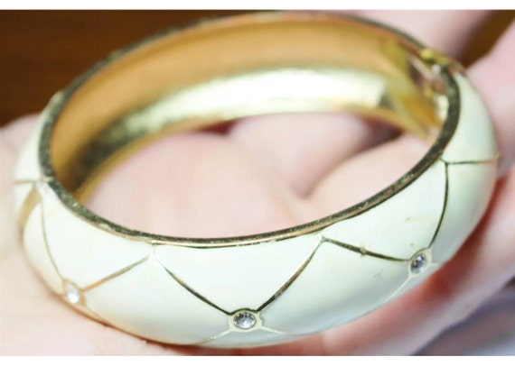 Vintage Ivory Winter White Cream & Rhinestone Clamper Bangle Bracelet