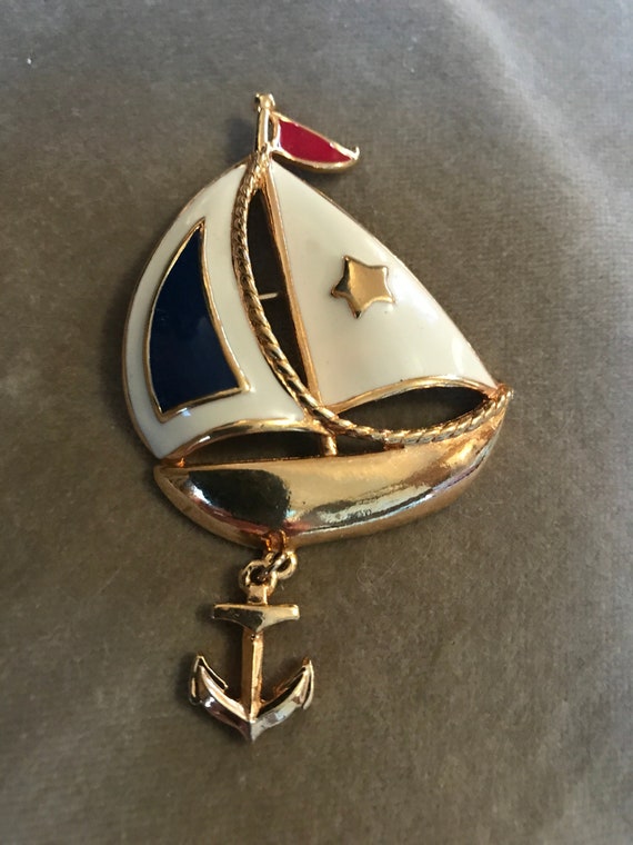 Mid Century Enamel & Goldtone Sailboat Lapel Pin with Anchor Dangle Signed Avon