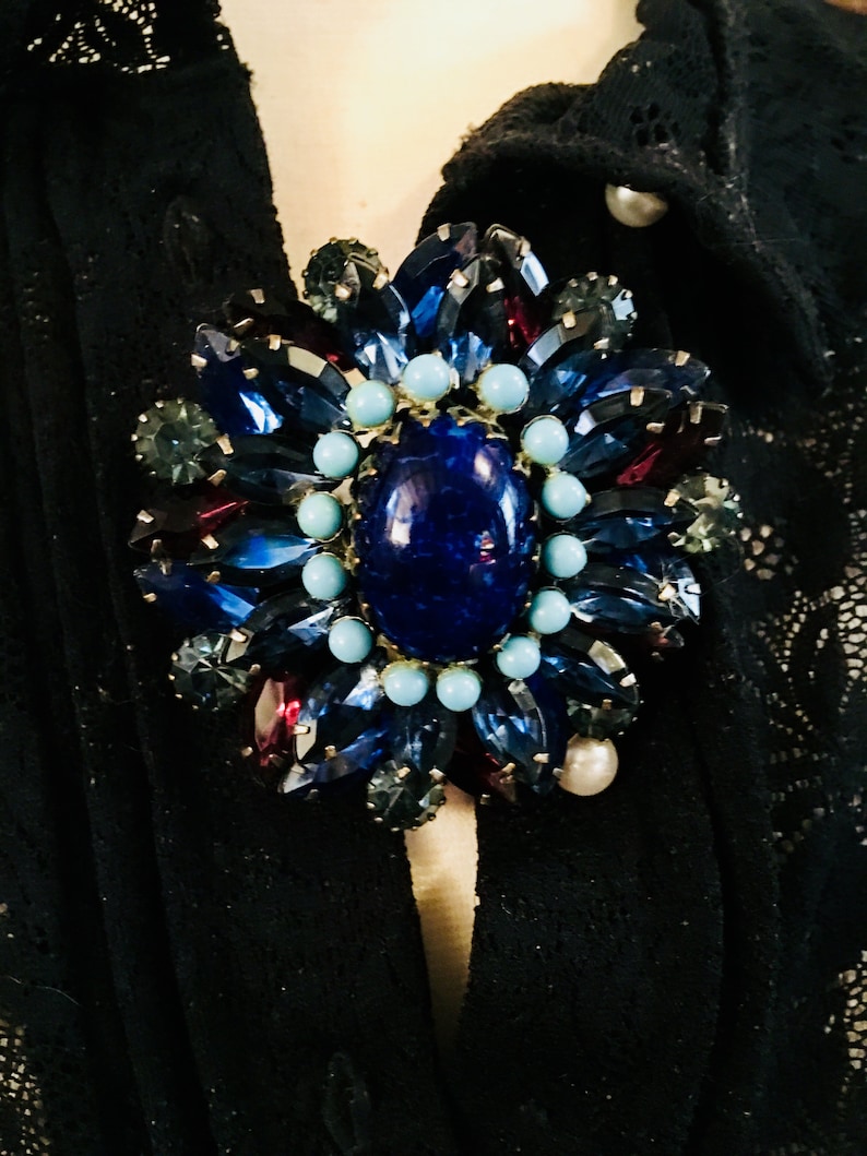Signed ALICE CAVINESS Designer Purple and Blue Rhinestone Glass Gems /& Faux Lapis with Turquoise Cabochon Vintage Brooch Pin