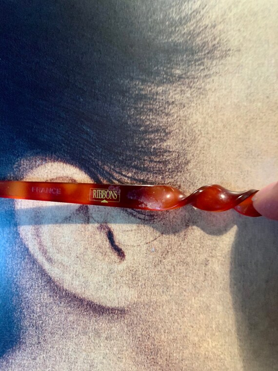 Vintage Tortoise Lucite Twisted Hair Stick, Made in France View 6