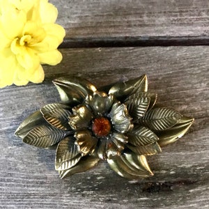 Floral Vintage Brooch, Bronzy Gold Tome Flower with an Amber Rhinestone Center, Bold 80s Costume Jewelry