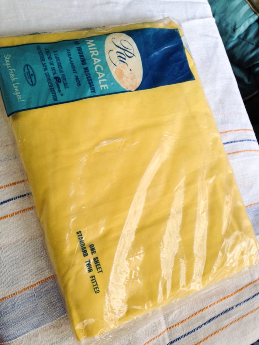 Vintage Pacific Miracle no iron bright Yellow perm press twin fitted