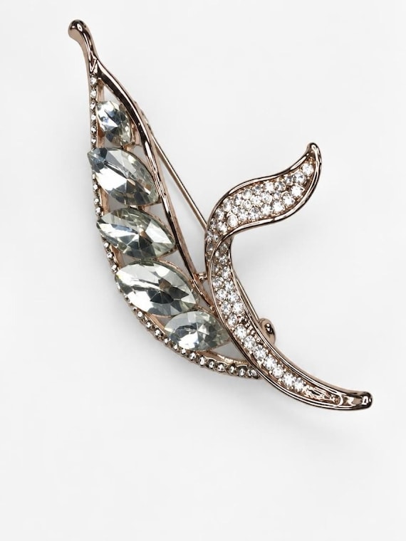 Rhinestone Flower Leaf Brooch: Julianna Style Goldtone Pin