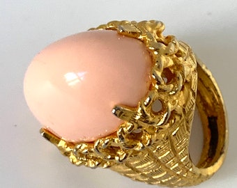 Pauline Rader Pink Cabochon Cocktail Ring, Brutalist Golden Setting, Size 8