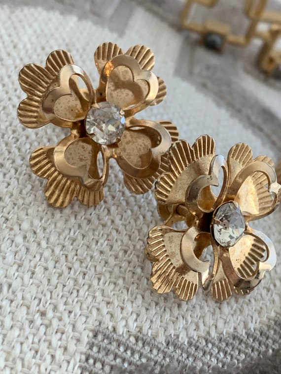 Antique Art Deco Golden Flower Screw Earrings wit… - image 4